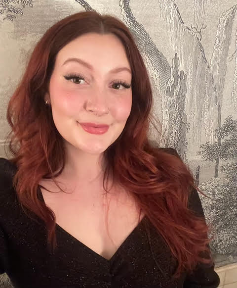 &nbsp;&nbsp;&nbsp;Emma-Kate Harwood 